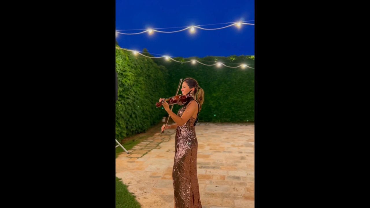 The Italy Violinist - I'm Yours - video