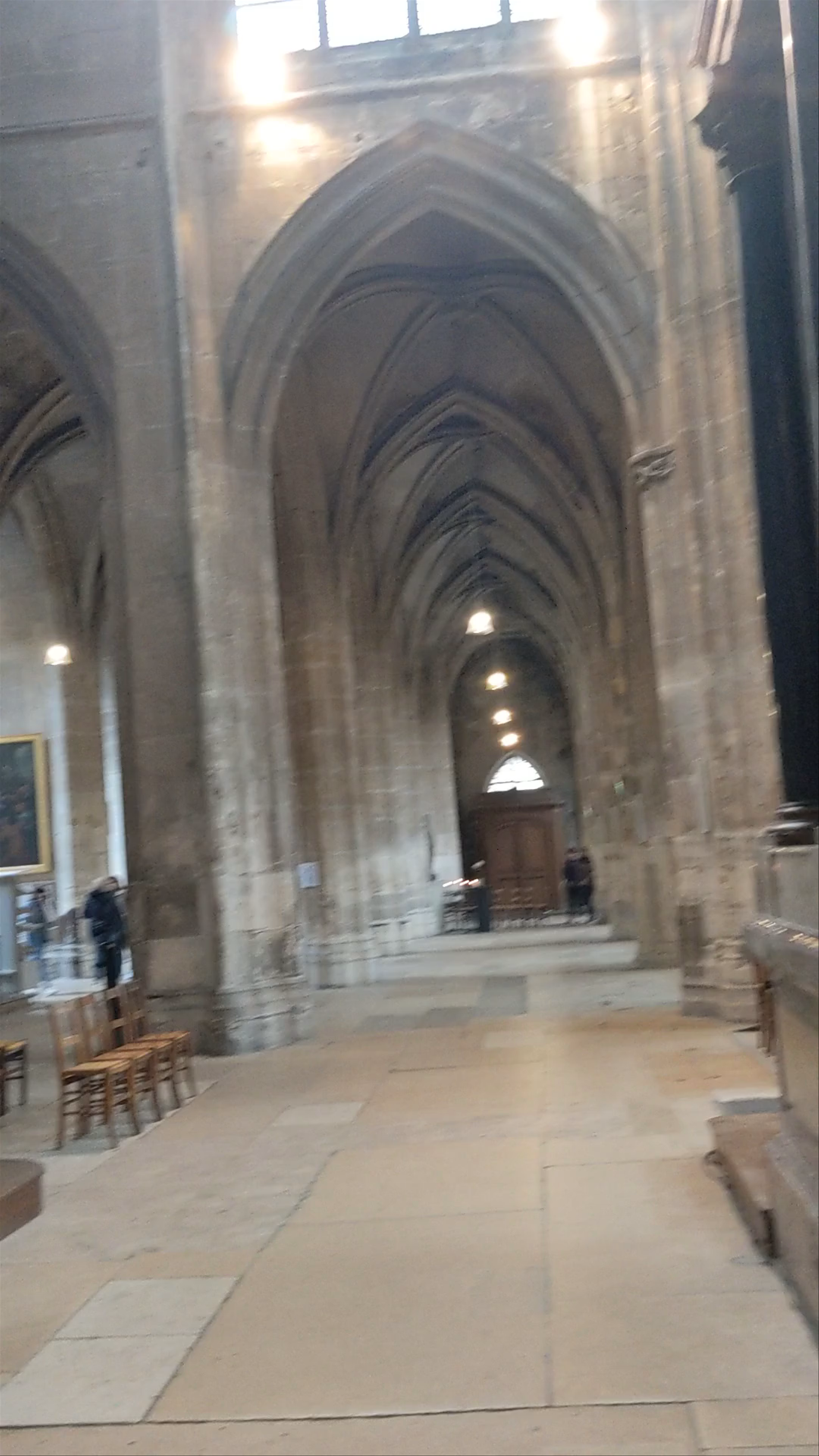Saint-Merry Church: A Serene Gothic Sanctuary in the Heart of Paris