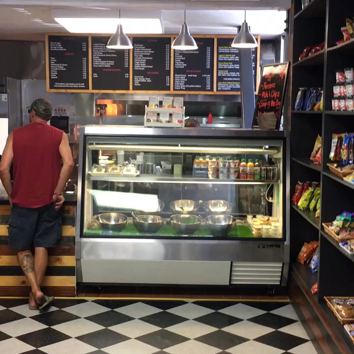 Dolma Deejis Deli - Nice little lunchtime spot - Delis Near Me - Oakland, California