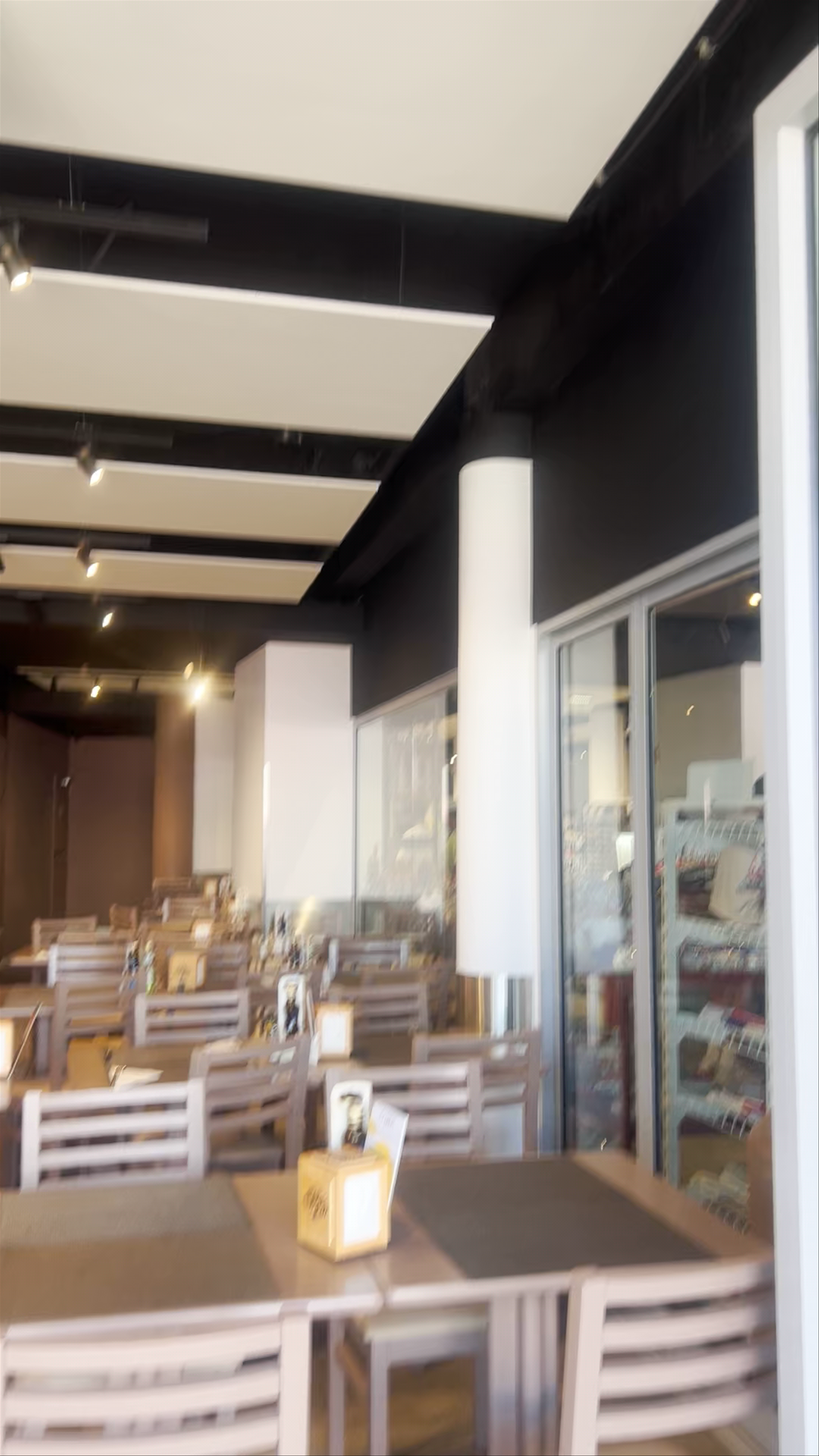 Snack-Bar Restaurante Salgueiro: Warm Hospitality in Porto Moniz, Madeira