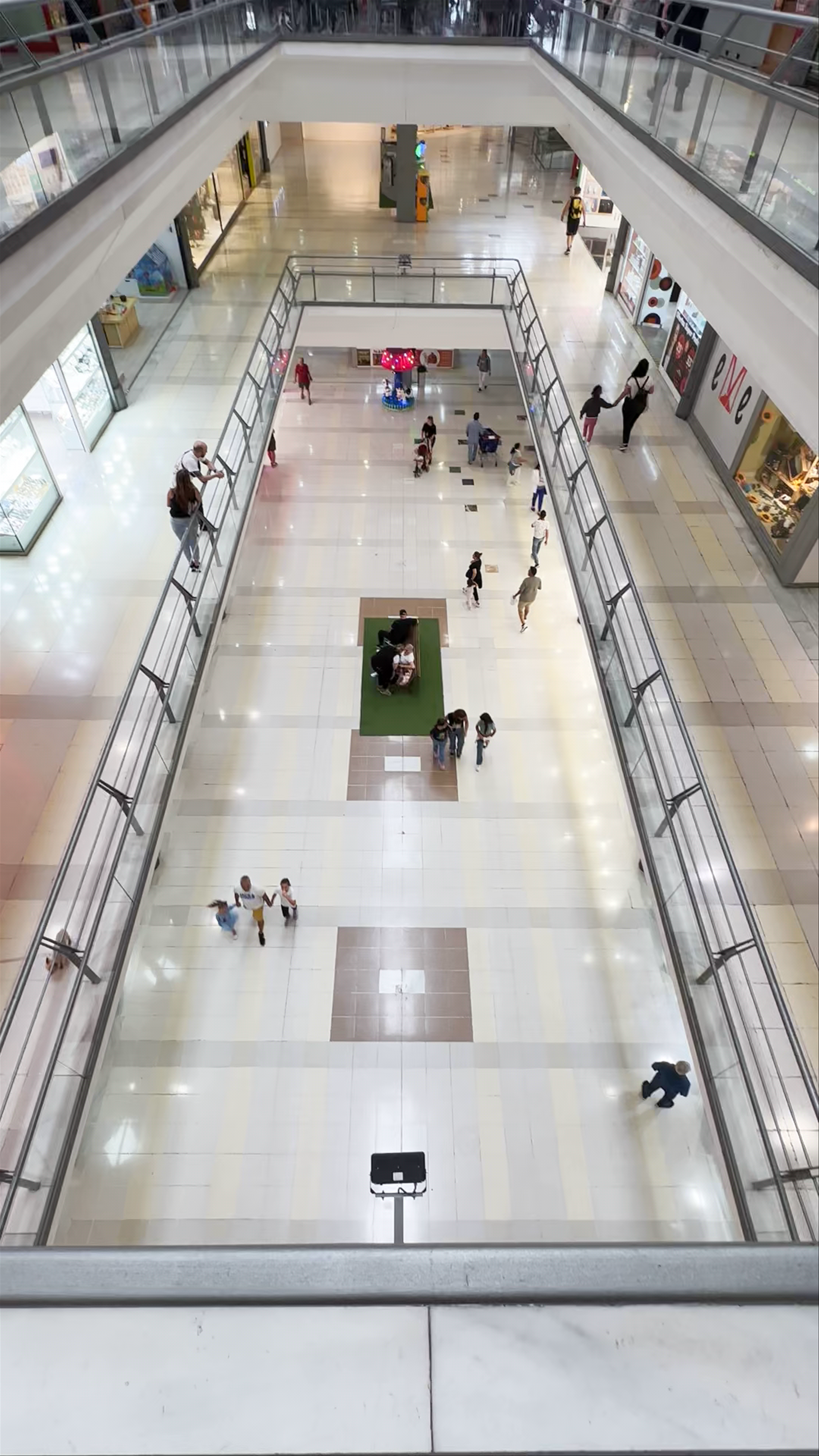 Shopping and Leisure at Centro Comercial La Ballena, Las Palmas de Gran Canaria