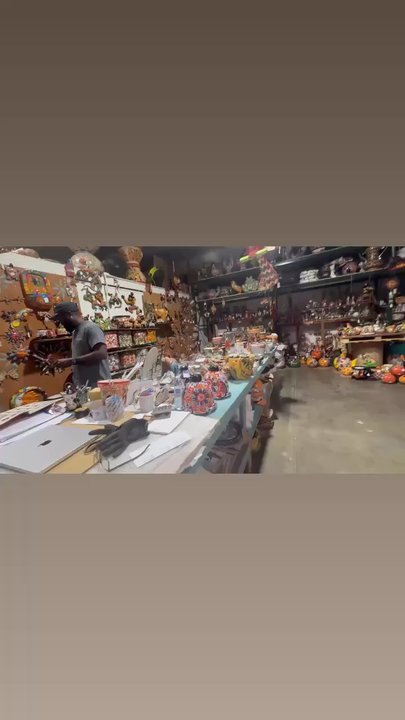 Sol De Mexico Imports - Products nside - Antiques Near Me - Paramount, California