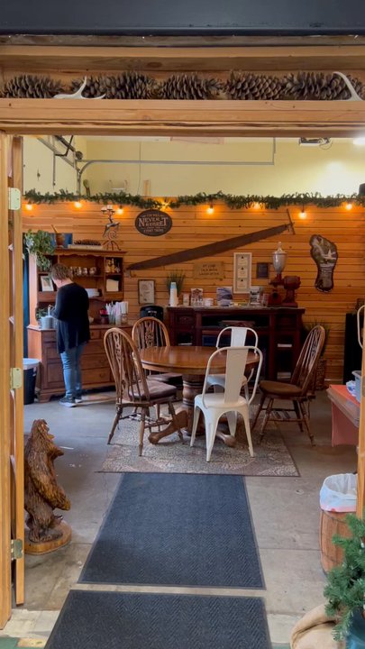 Bigfoot Coffee Roasters - Cute seating area! Lots of big foot decor - Coffee & Tea Near Me - Stevenson, Washington