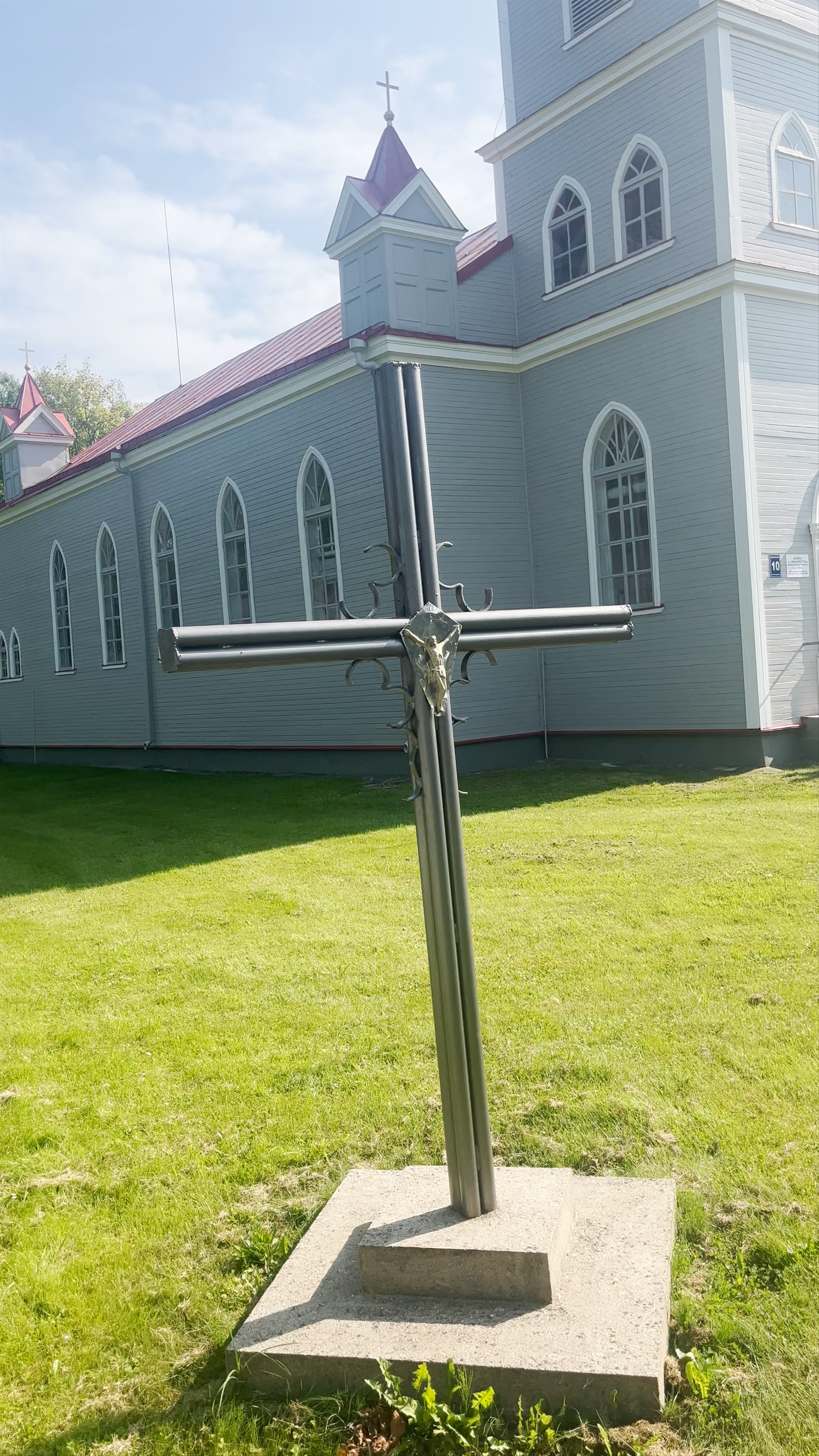 Ķemeru Roman Catholic Church: A Serene Spiritual Landmark in Jūrmala