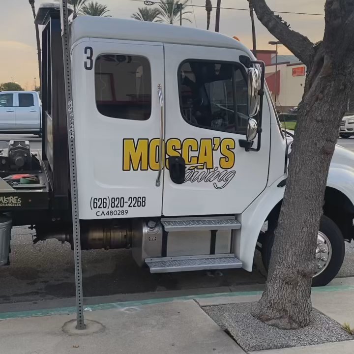 Moscas Towing - Towing Near Me