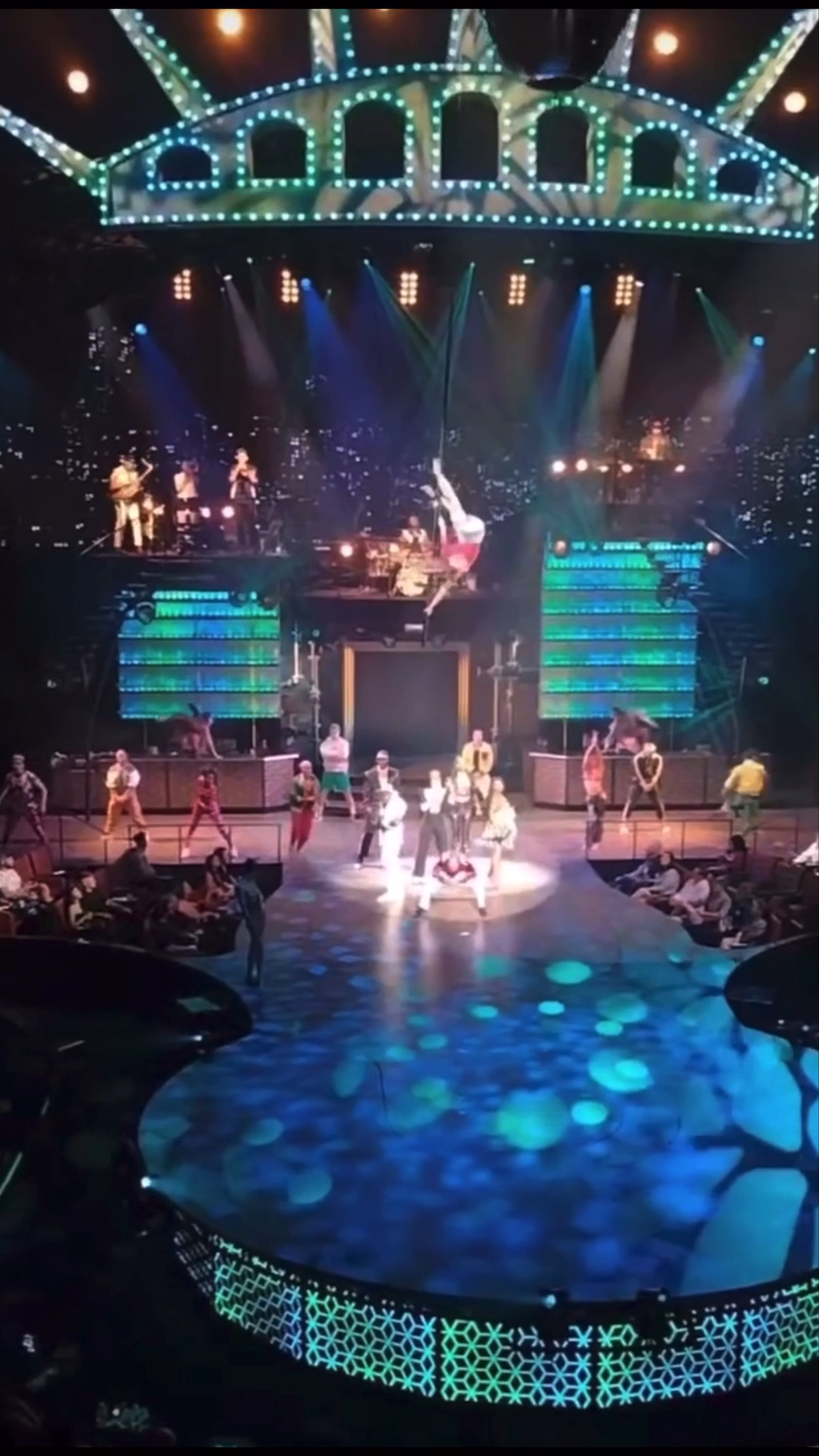 Mad Apple by Cirque du Soleil