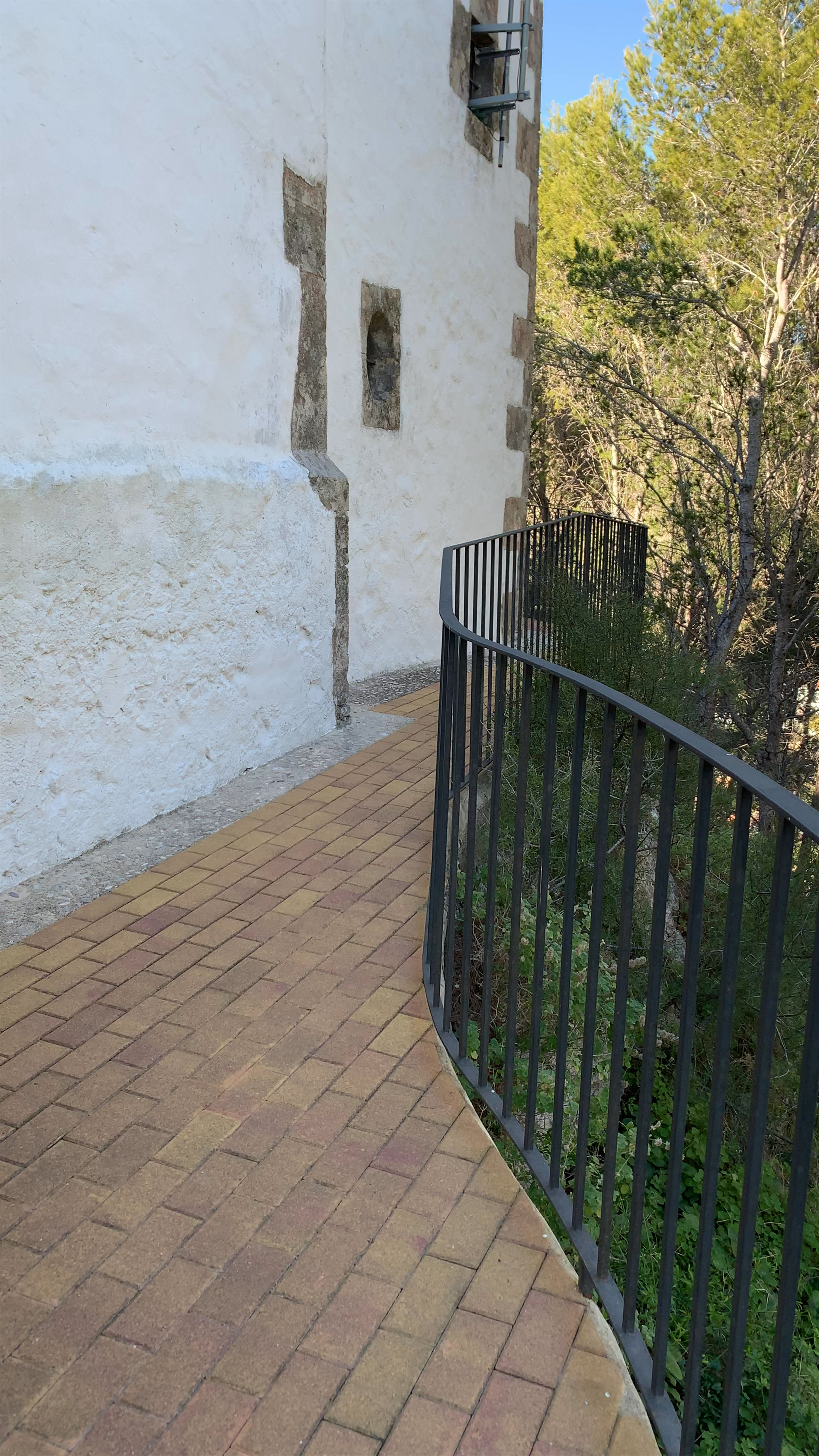 Ermita De Santa Lucia: Serene Nature Walk in Jávea, Spain