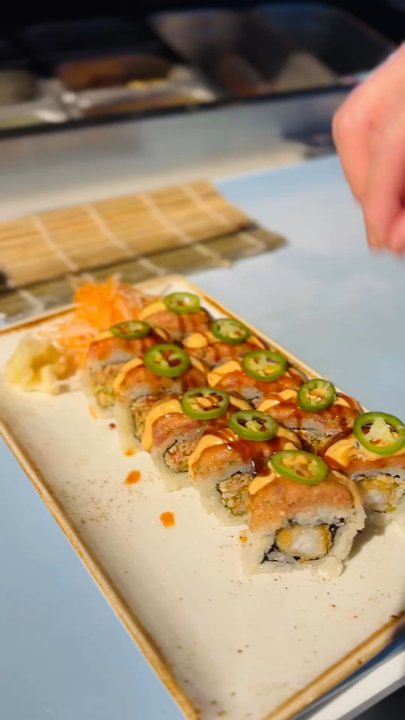 Ostras - Asian Fusion Near Me - Des Plaines, Illinois