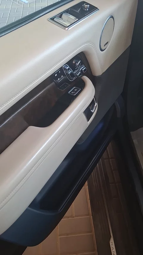 لاند روفر رنج روفر SPORT HSE 2018