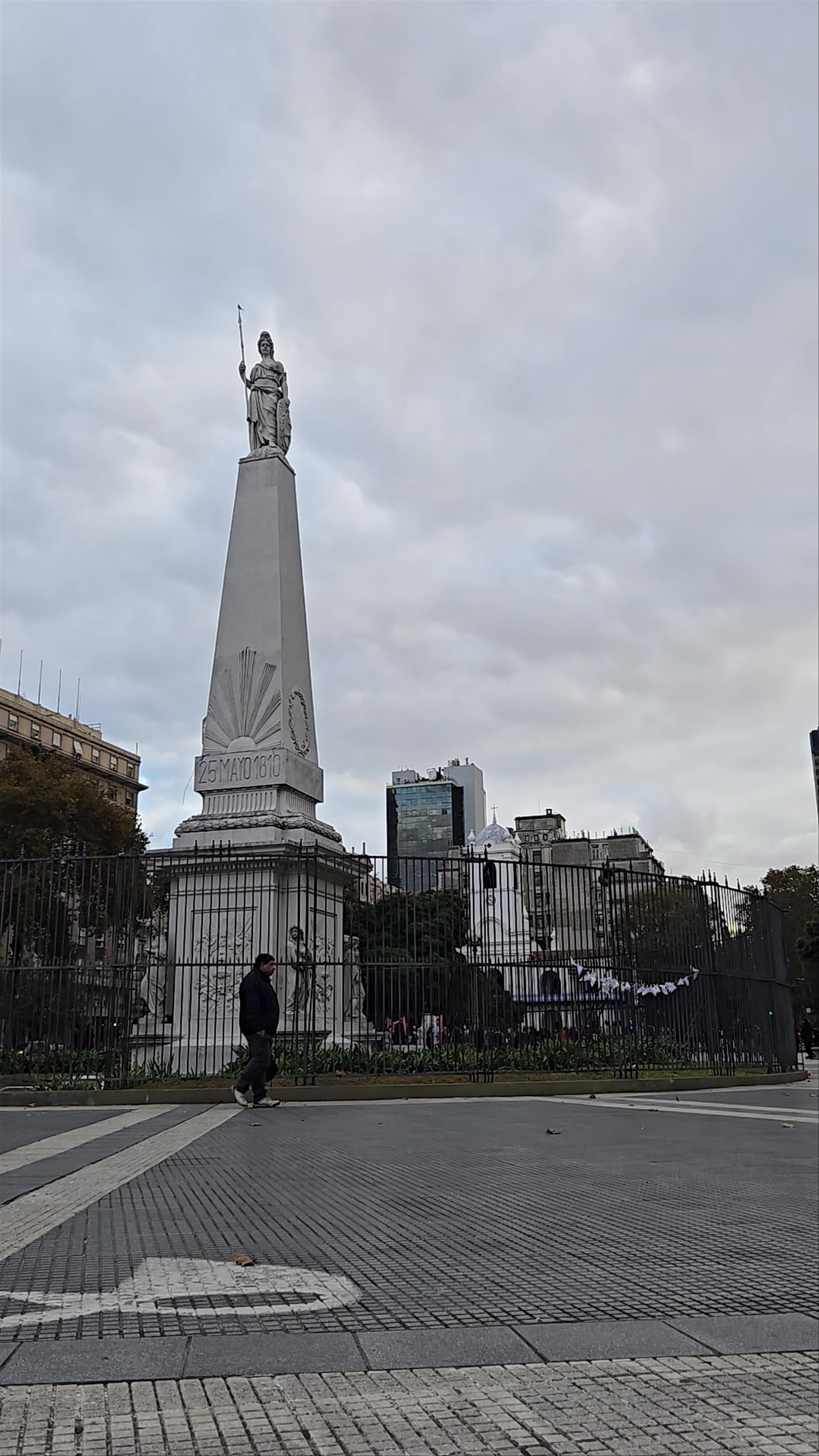 Plaza de Mayo: Historic Heartbeat of Buenos Aires