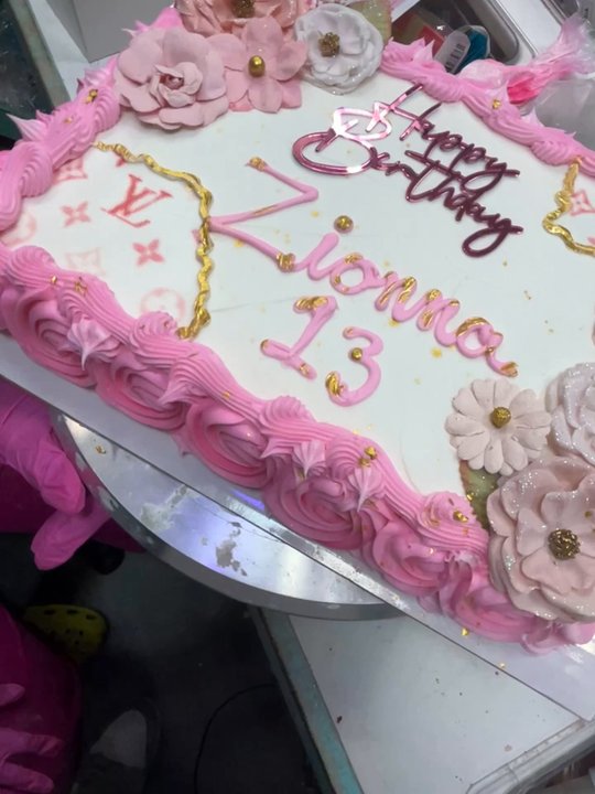 Kacery  - Custom Cakes Near Me - Raleigh, North Carolina