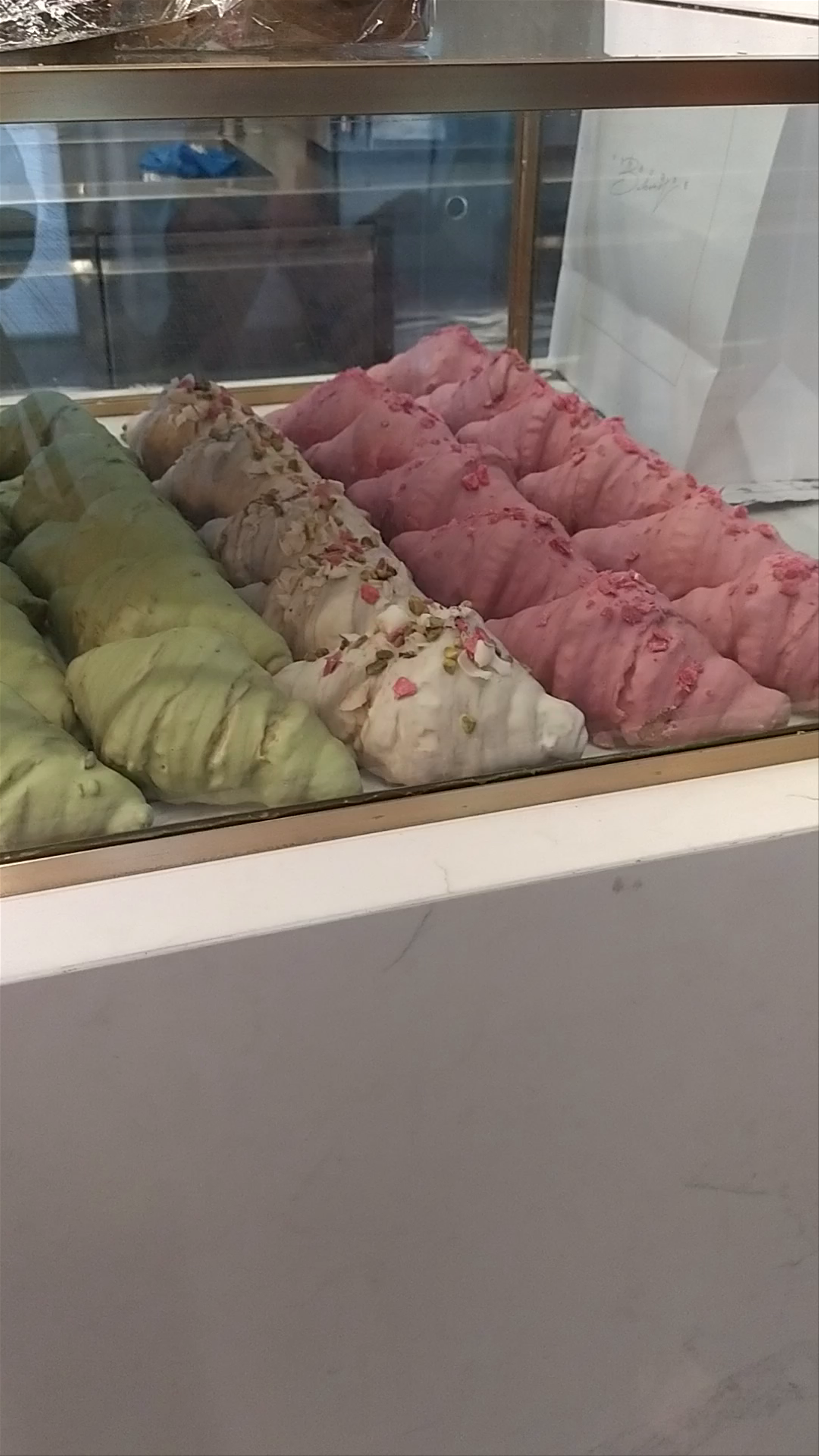 Pop and Pope: Colorful Artisan Pastries in Tel Aviv-Yafo
