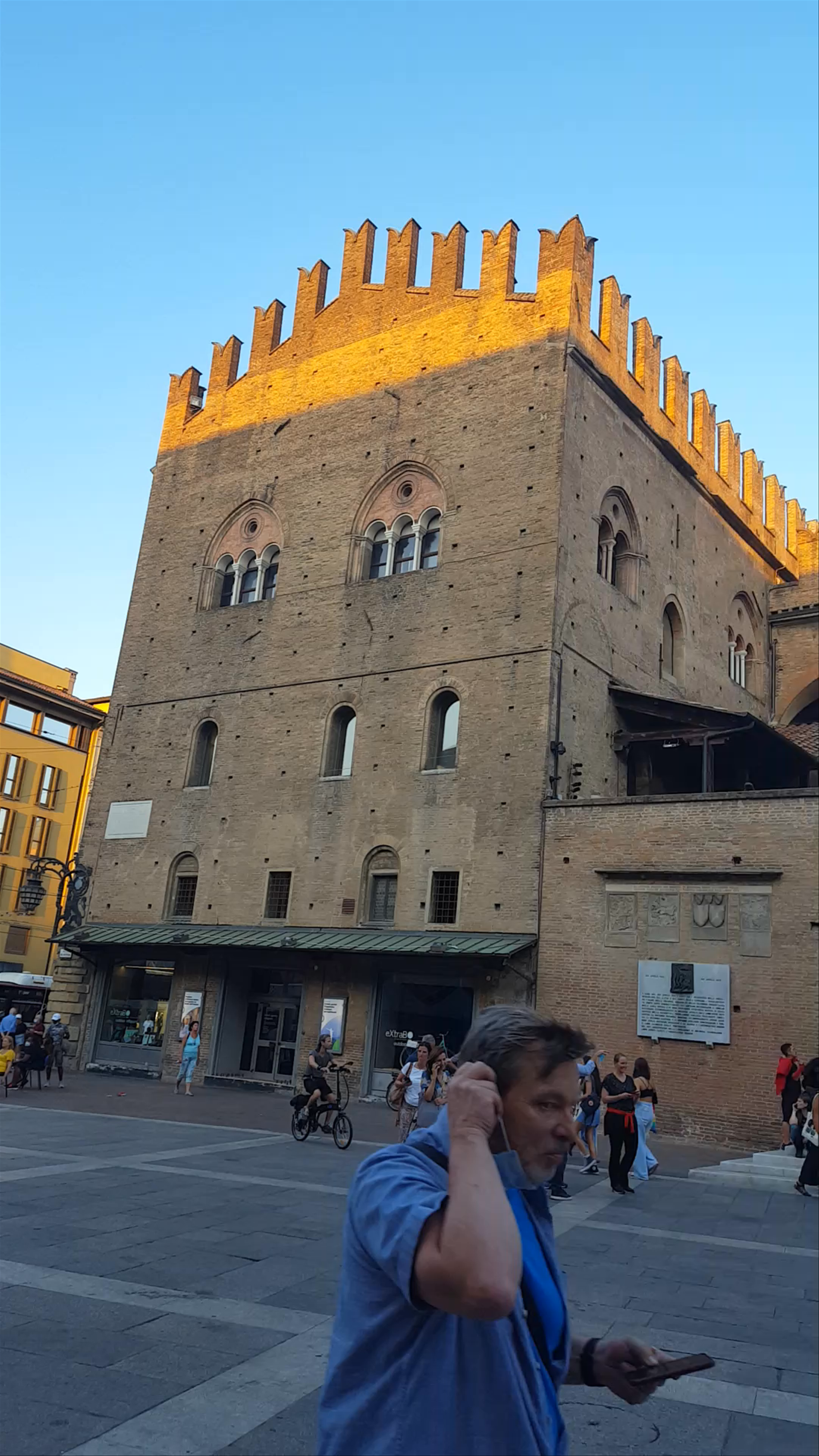 Piazza Maggiore: Historical Heartbeat of Bologna