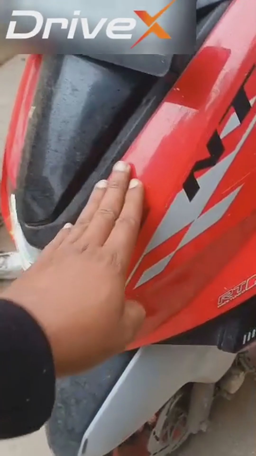 Walk-around video thumbnail