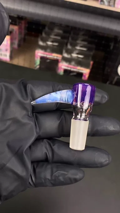 Preview pic of 14mm 4-Hole Glass Bowl Slide by Magizle