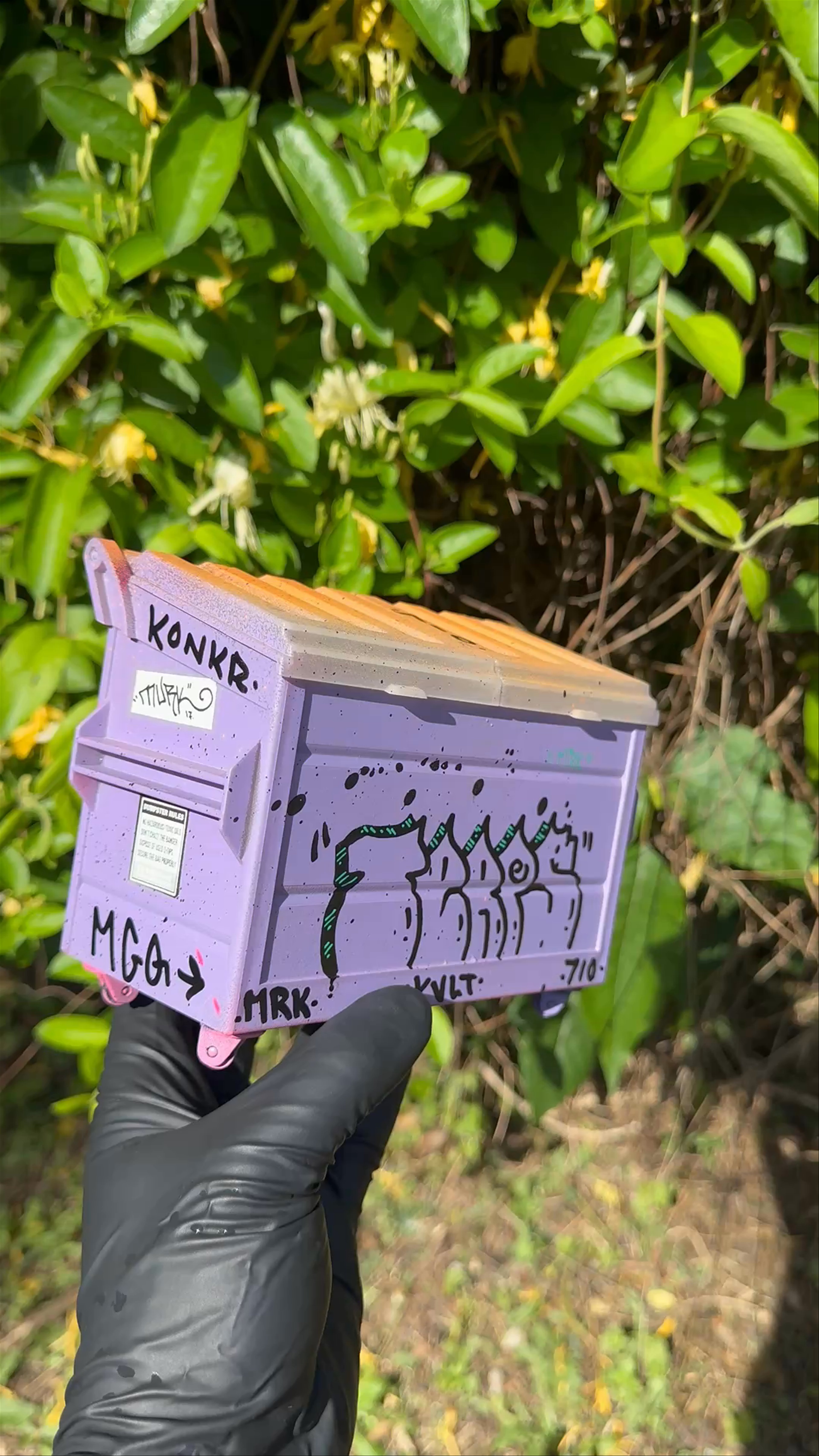 Preview pic of Dab Dumpster “Terps”