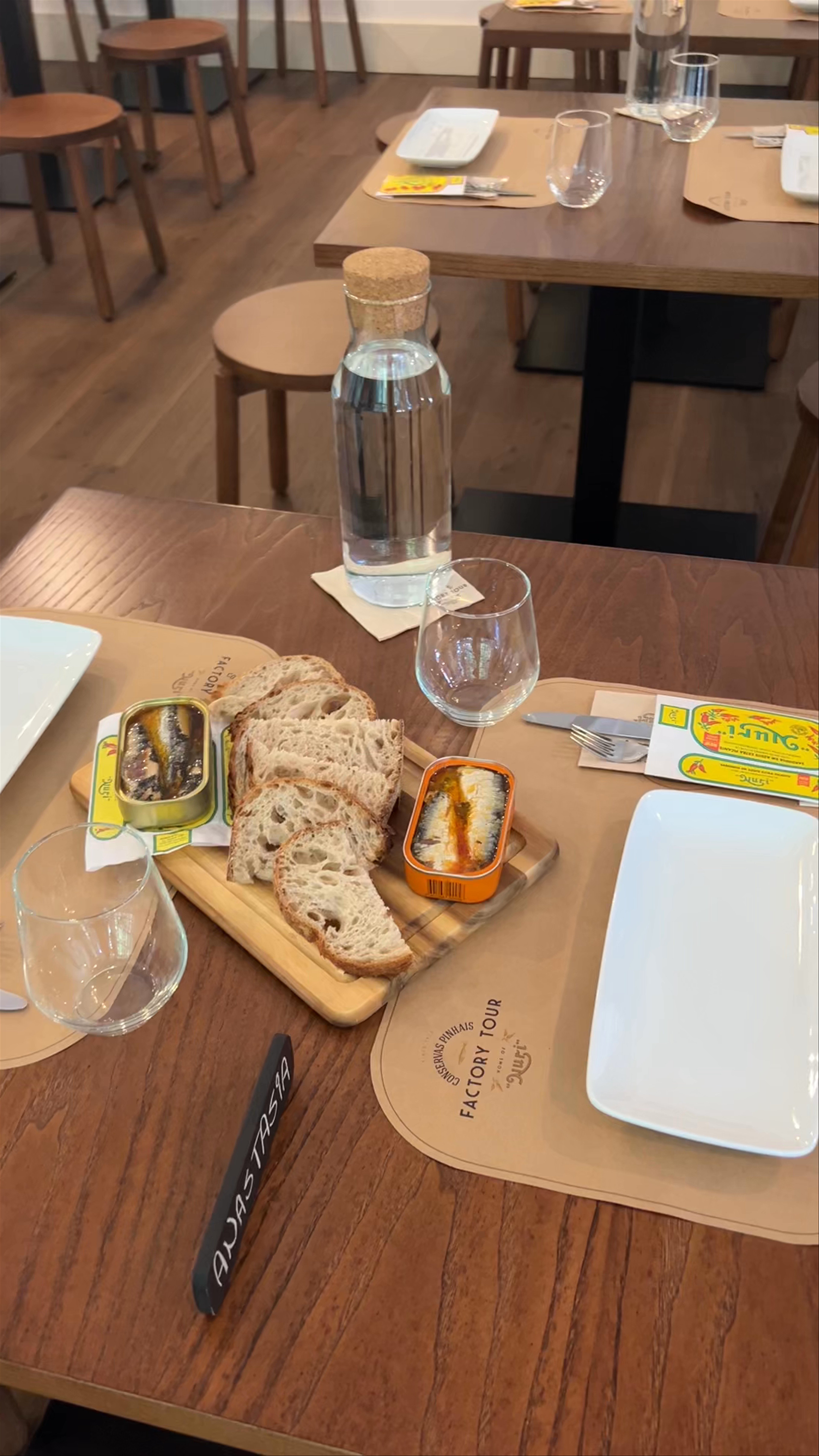 Pinhais Cannery & Co.