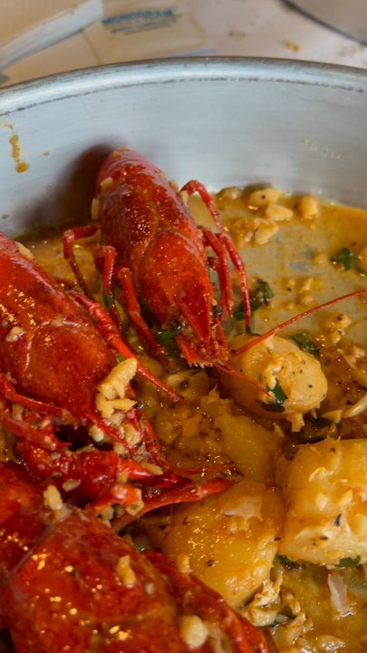 Boil Shack - We weren't boiled long enough to pick up the flavor.  Guess this ain't Cajun country. - Seafood Near Me - Toledo, Ohio