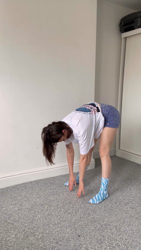 Beginner Friendly 5 Min Yoga Stretch