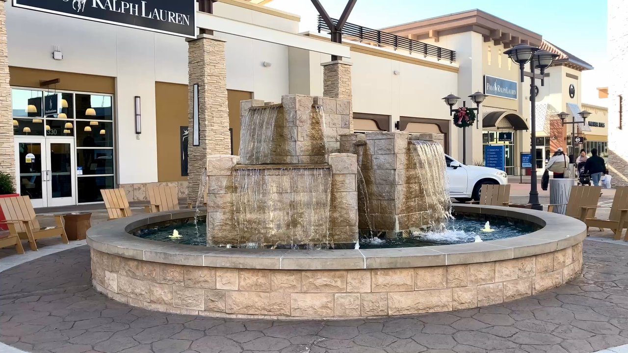Tanger Outlets Fort Worth - Outlet Stores Near Me - Fort Worth, Texas