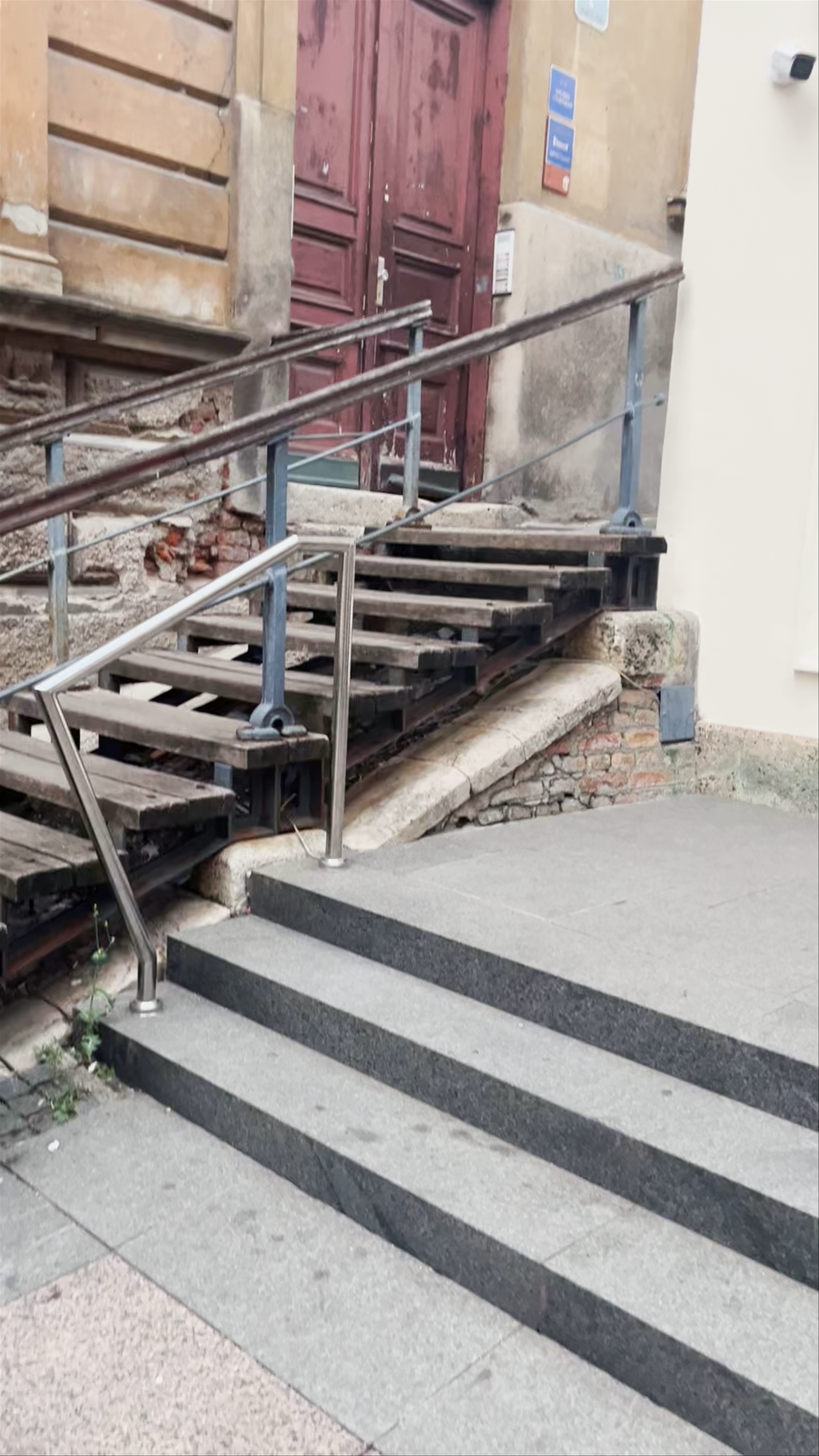 Zagreb Funicular: Historic Ride Through Downtown