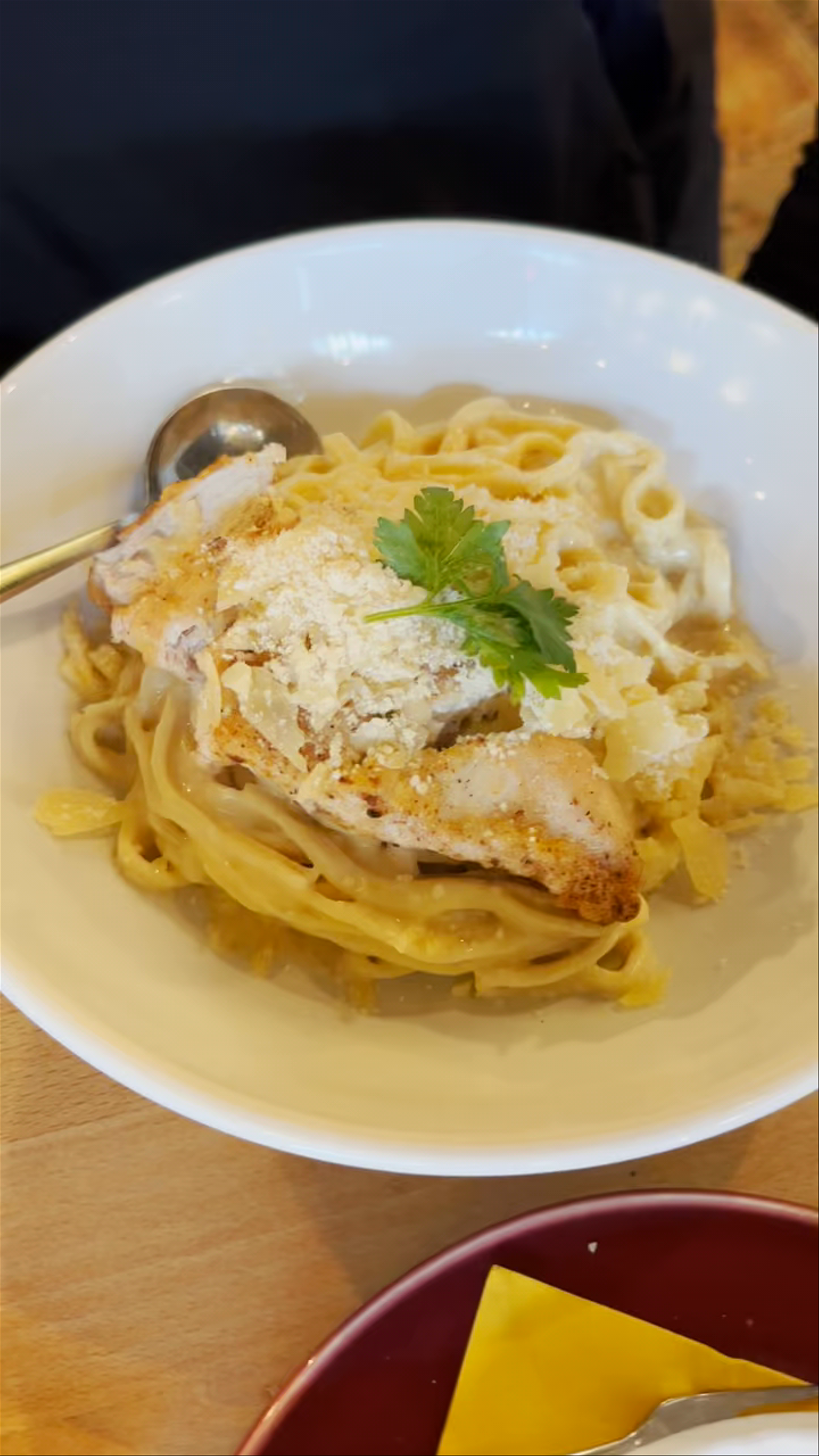 Nonni's Italian Bistro