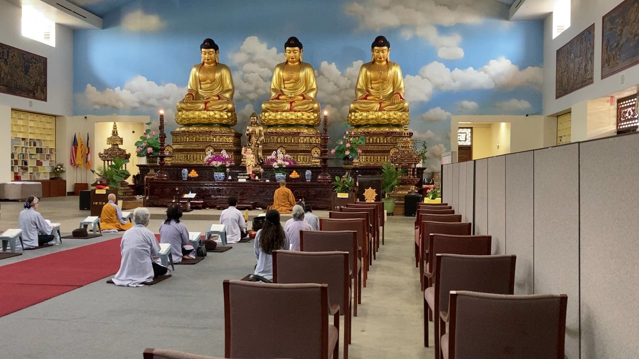 Tinh Luat Temple - Monks meditating - Buddhist Temples Near Me - Houston, Texas
