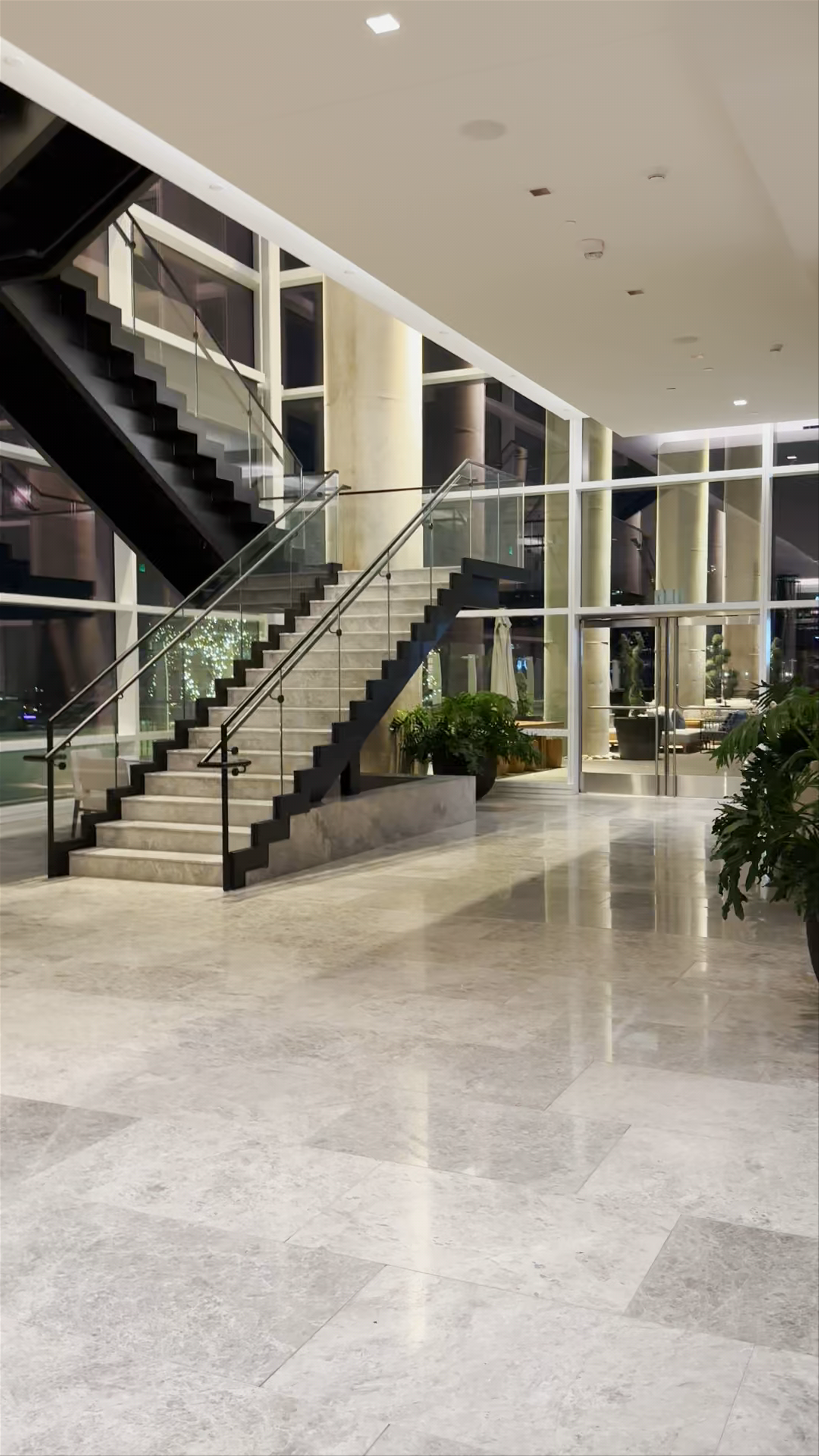 JW Marriott Dallas Arts District: Elegant Modern Luxury in Dallas