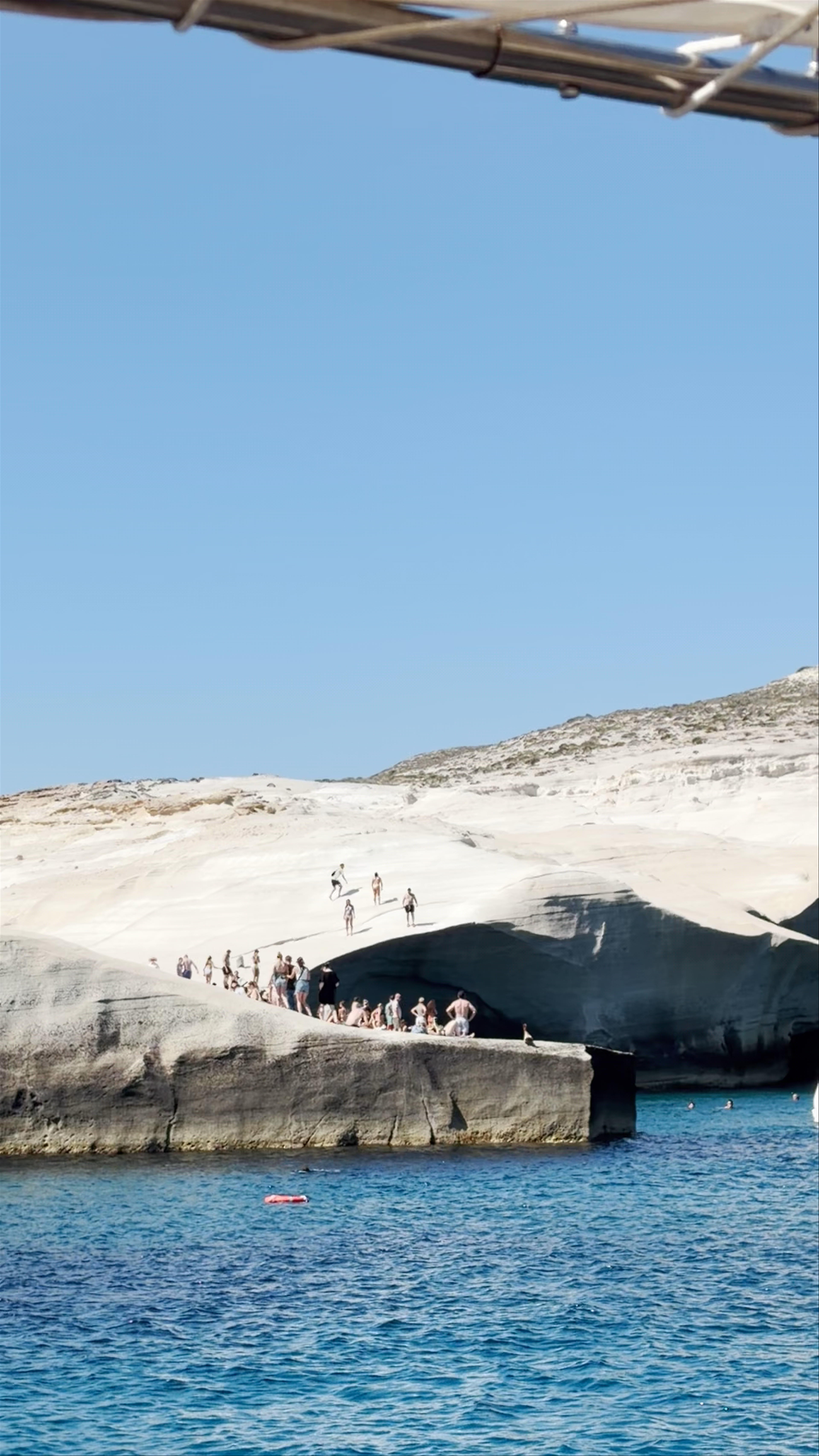 Sarakiniko Beach