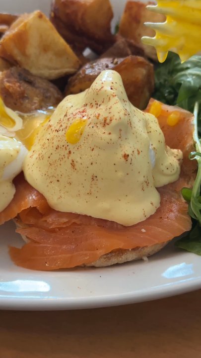 Toast On Bloor - Smoked Salmon Benny - Cocktail Bars Near Me - Toronto, Ontario