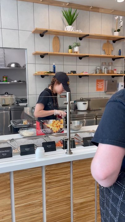 Pokeworks - Can get your salmon freshly seared! - Salad Near Me - Nashville, Tennessee