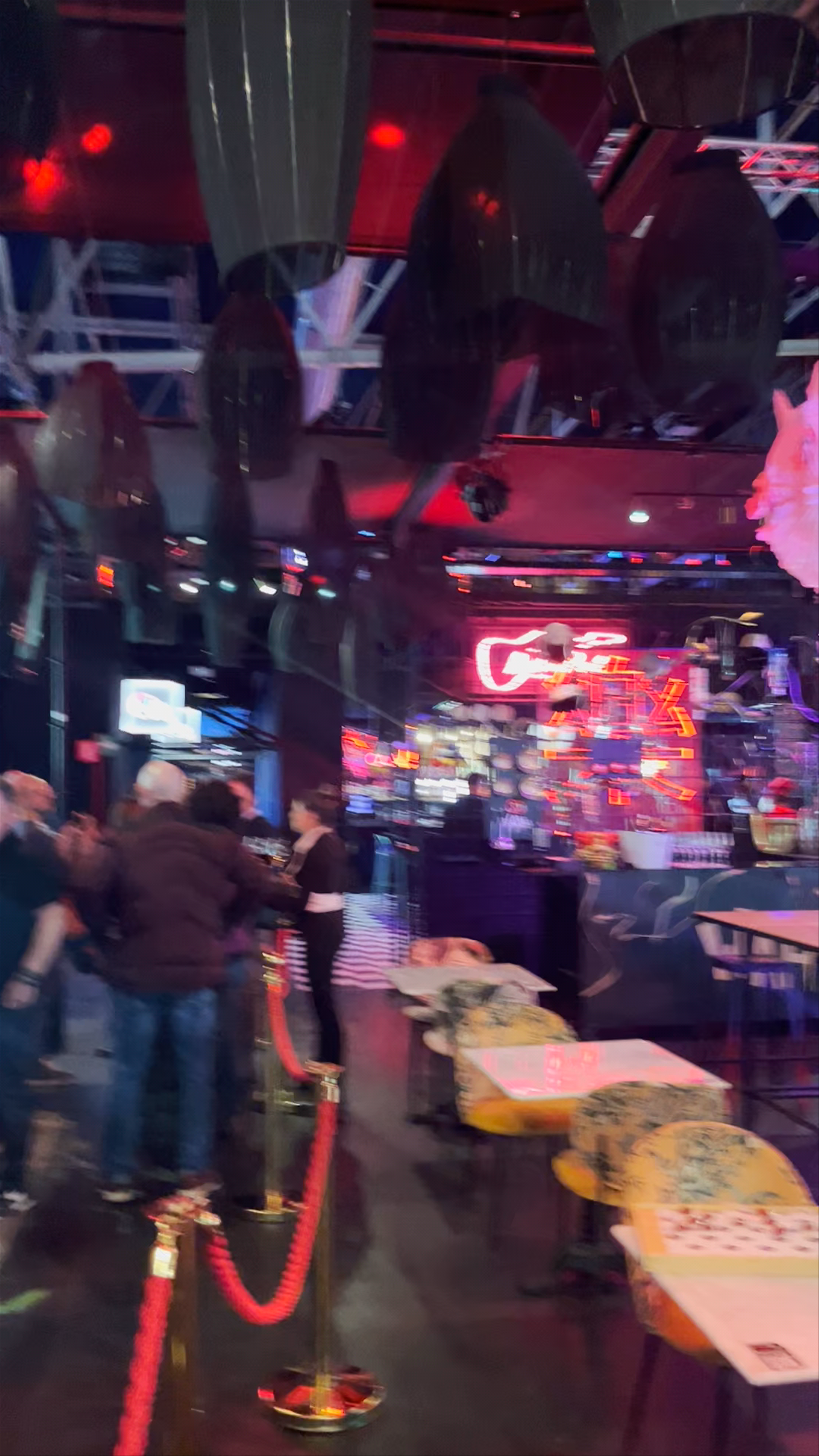 WAH Madrid: Show Musical y Gastronómico