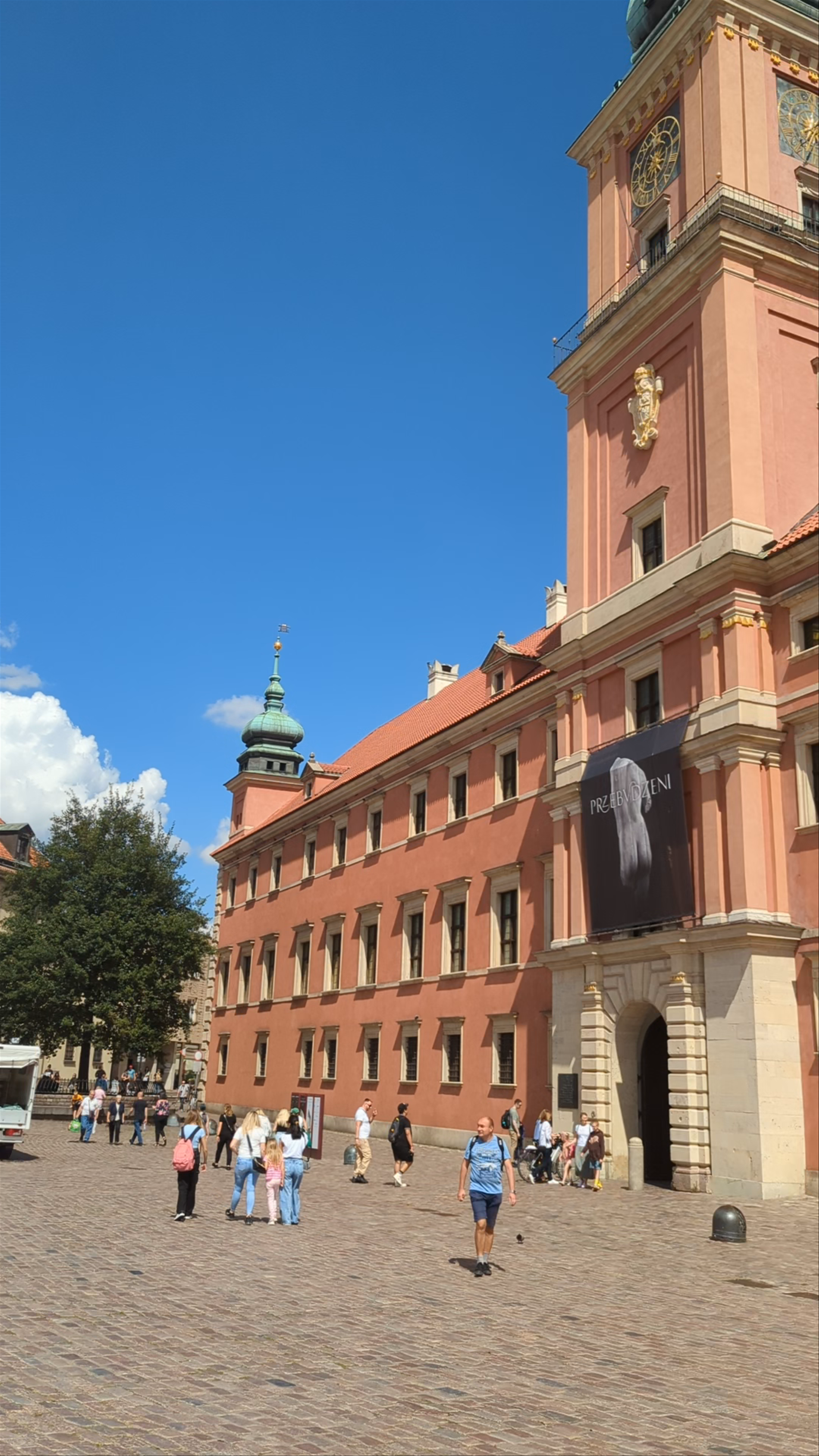 The Royal Castle in Warsaw: A Majestic Historic Landmark
