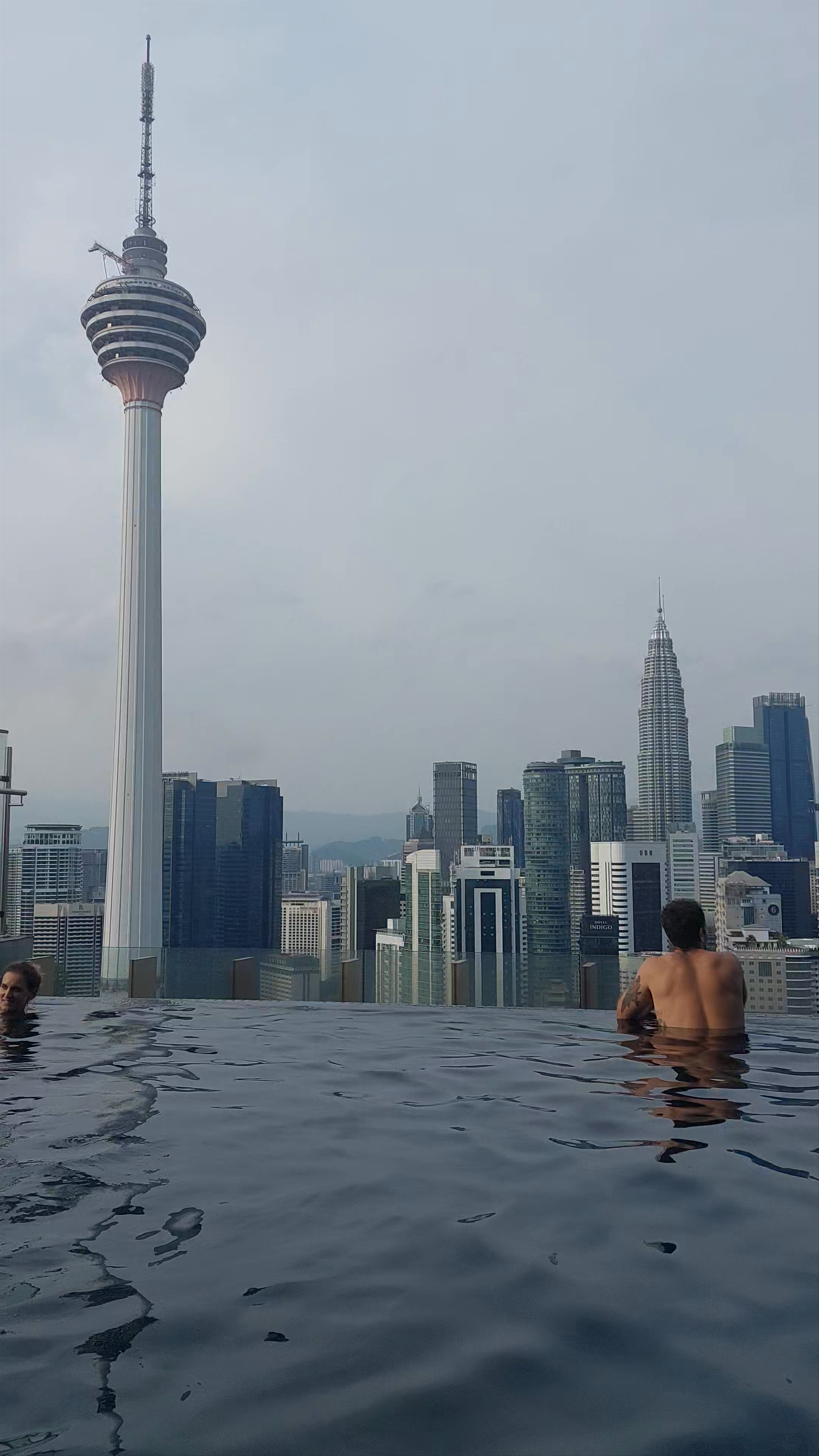 Skyline Serenity: Rooftop Infinity Pool in Kuala Lumpur