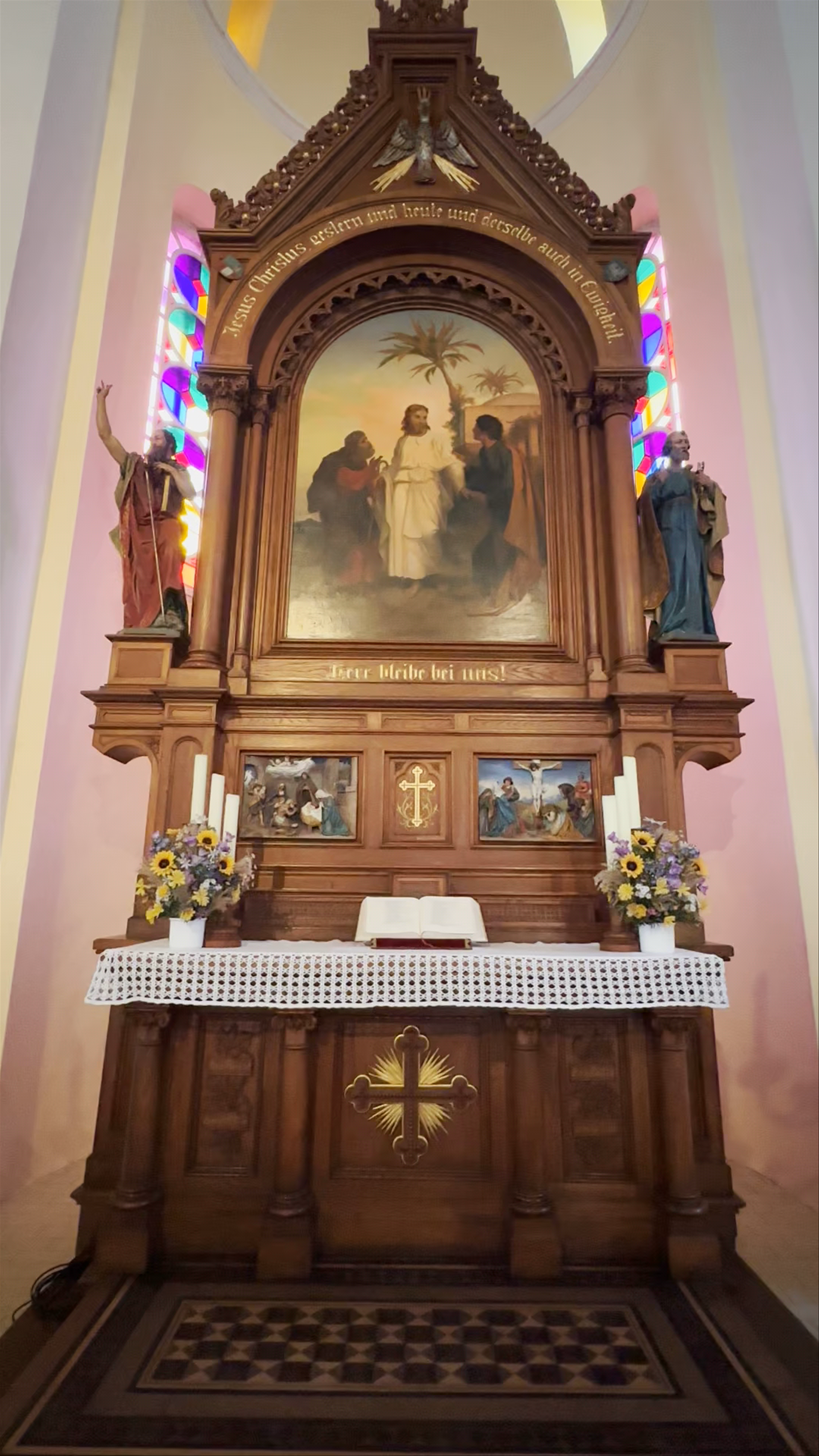 Evangelische Pfarrkirche Hallstatt: A Serene Visit Inside the Historic Church