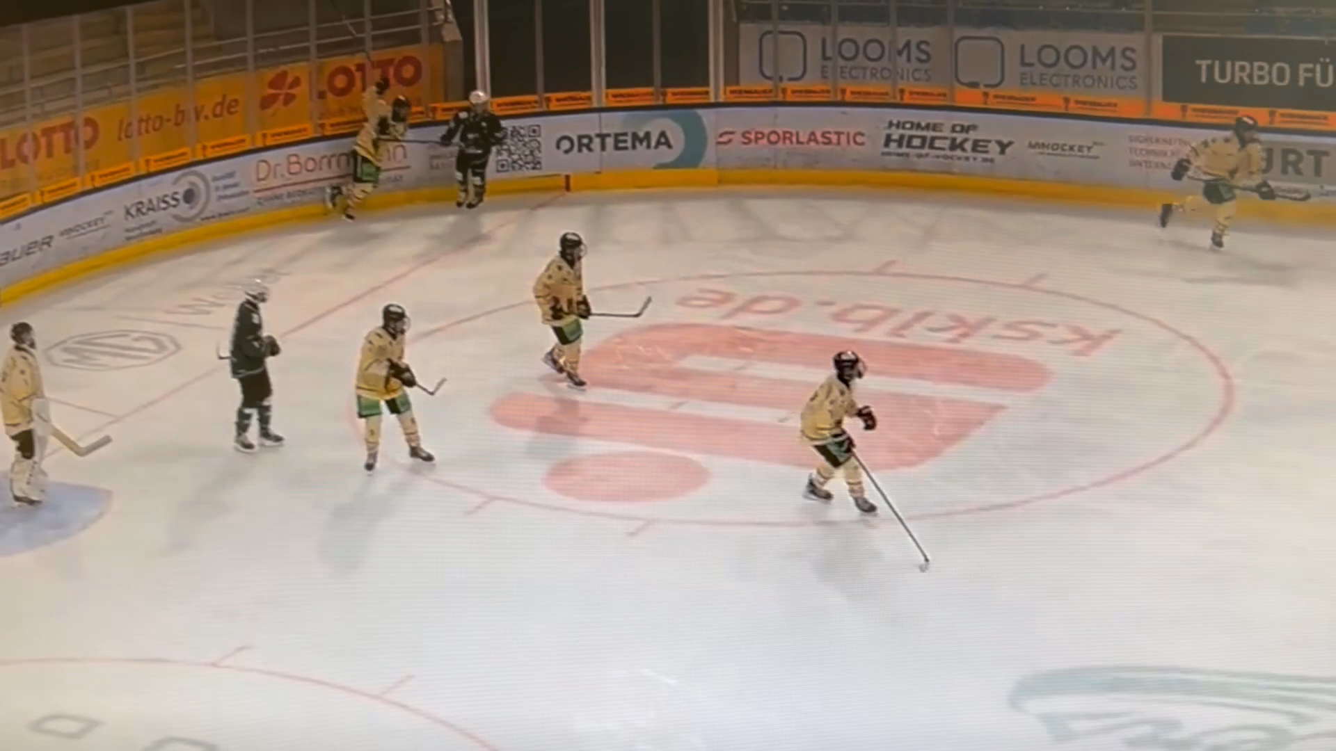 Kilian Häcker's Clutch Goals Narrow Deficit in U17 Showdown