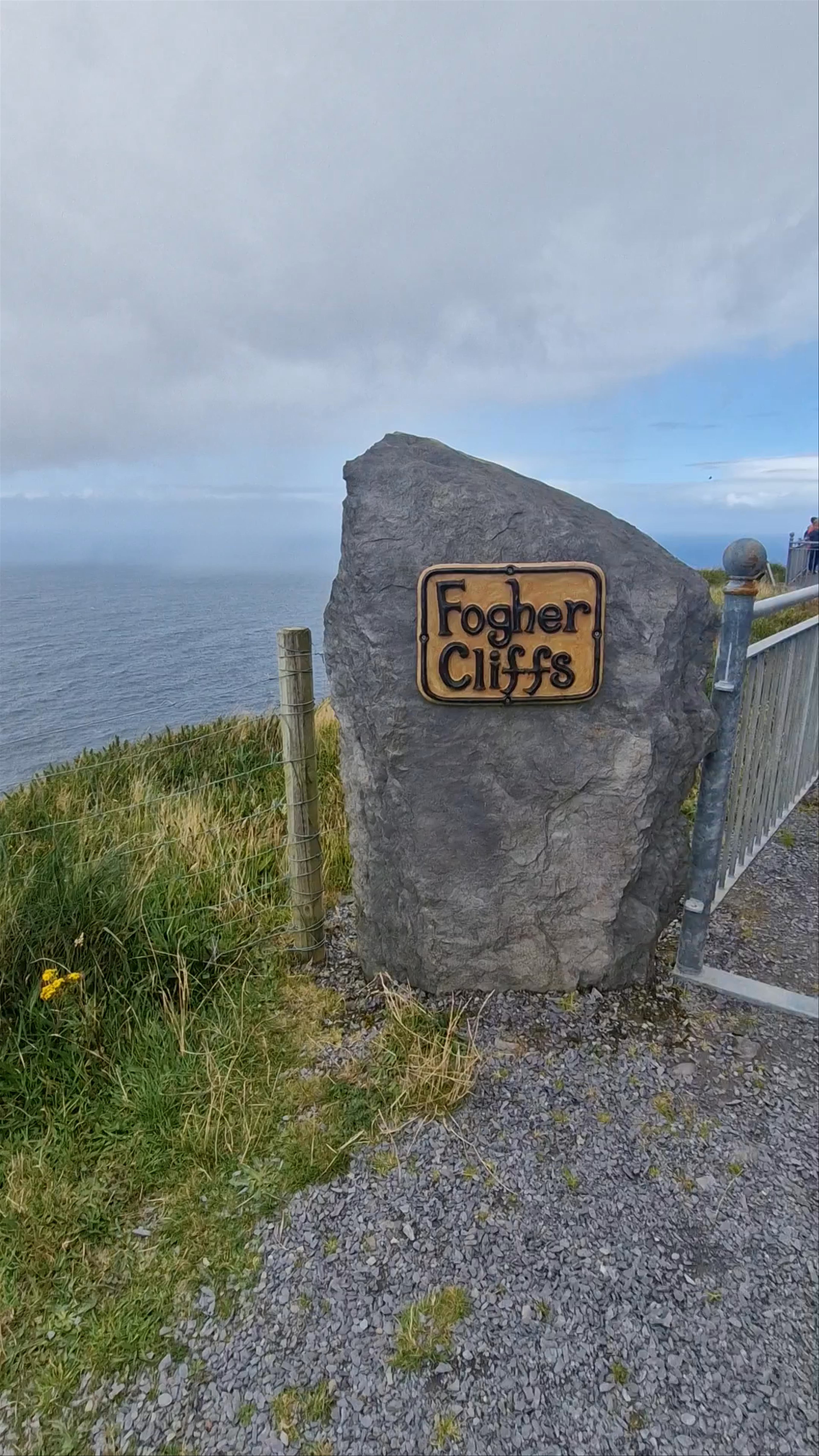 Fogher Cliffs(Aillte Fogher)