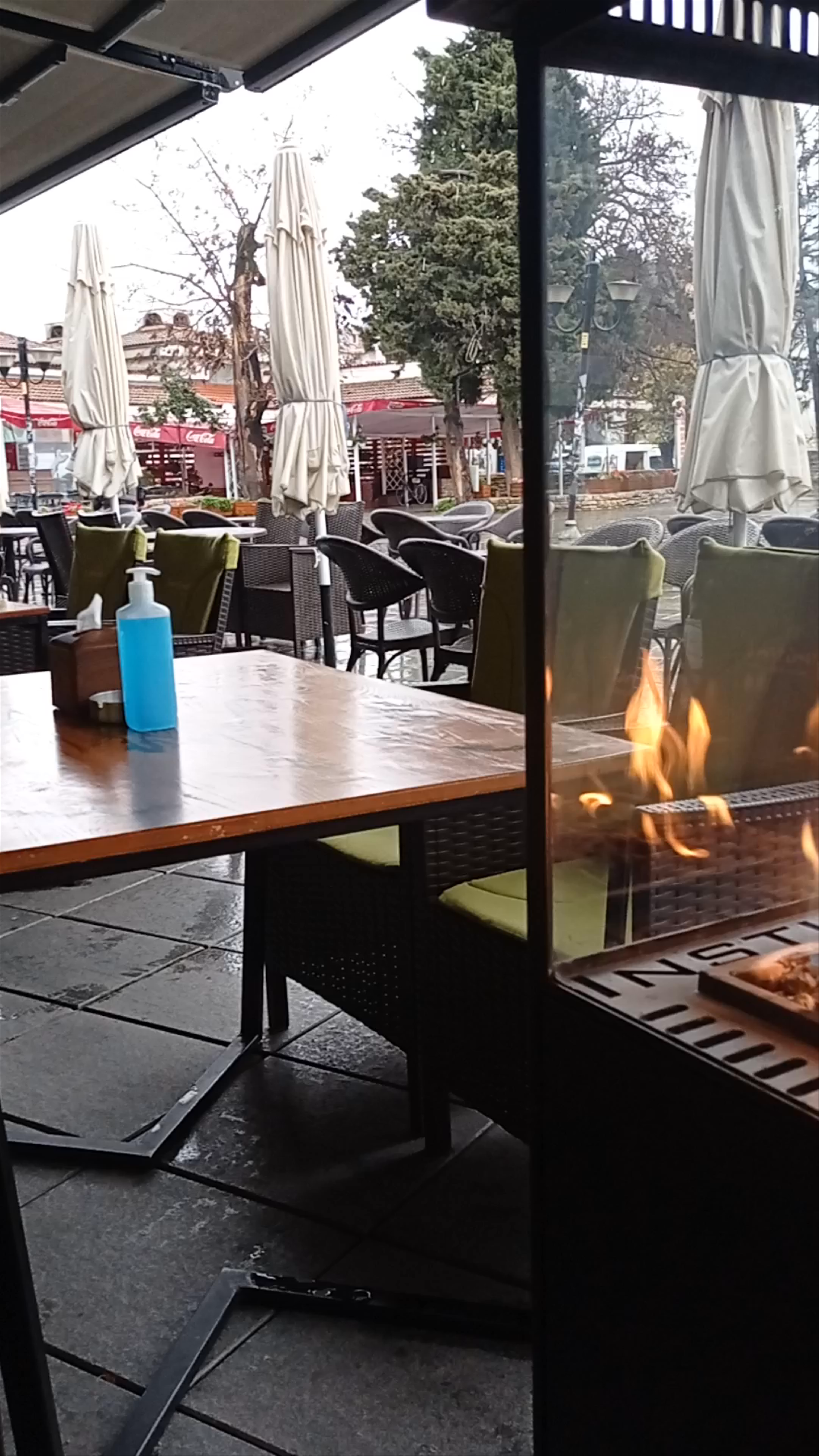 Cozy Outdoor Dining at Pizza Bar Instinct, Ohrid