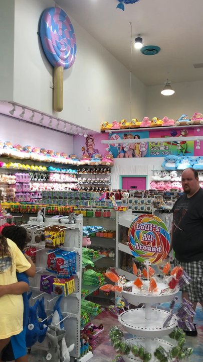 Sugar Kingdom - Chocolatiers & Shops Near Me - Kill Devil Hills, North Carolina