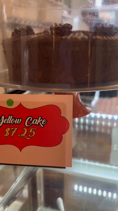The Sisters Restaurant - Best carrot cake - my husband and i both enjoy it! Great prices, soup is excellent and they have fun vintage tables - Sandwiches Near Me - Everett, Washington