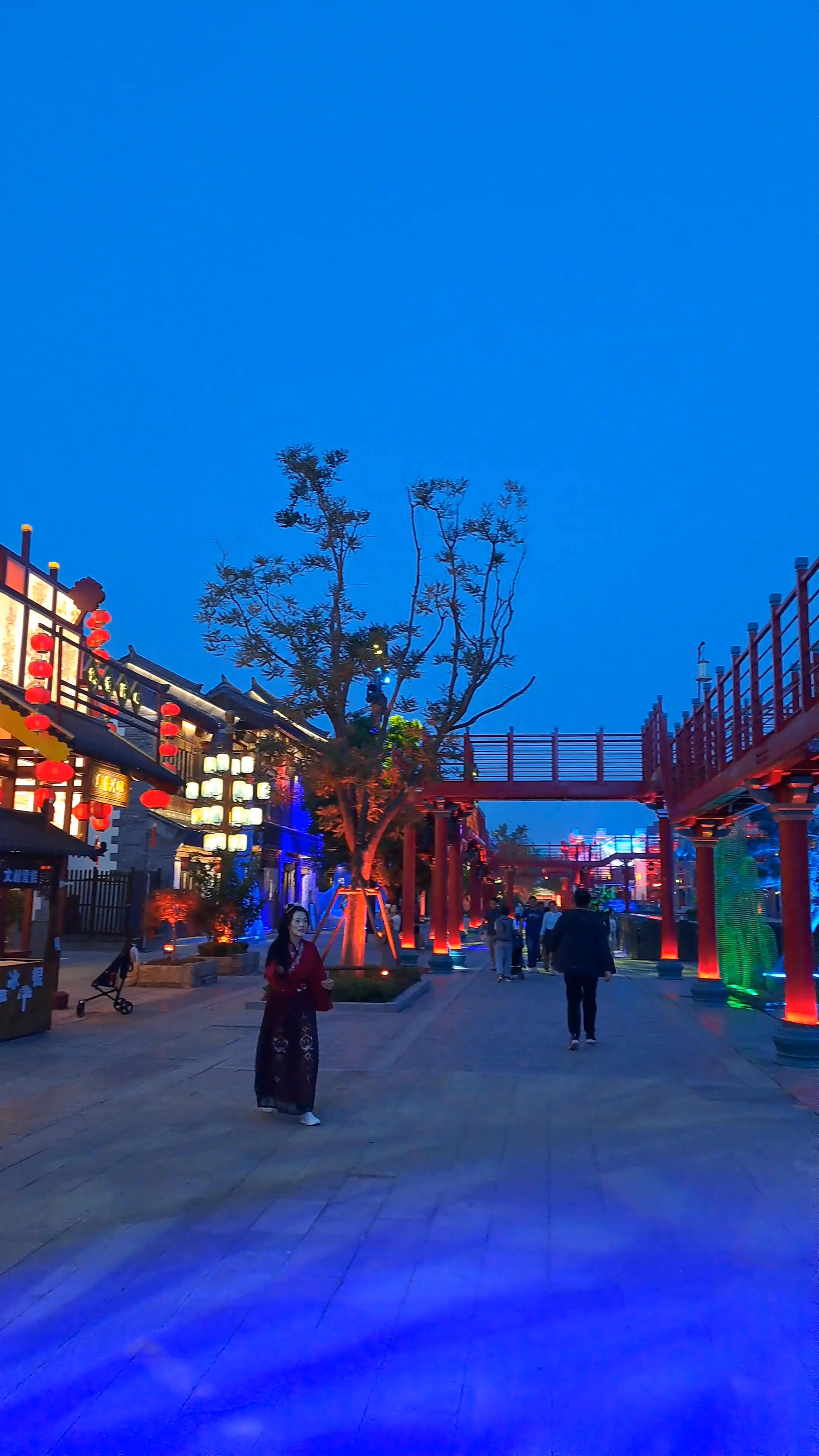 Binhe East Road
