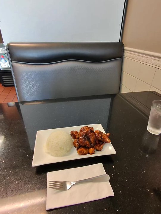 Kitty's Kitchen - Had some trouble with the rubbery, undercooked, soggy general tao beef. - Chinese Near Me - Manteca, California