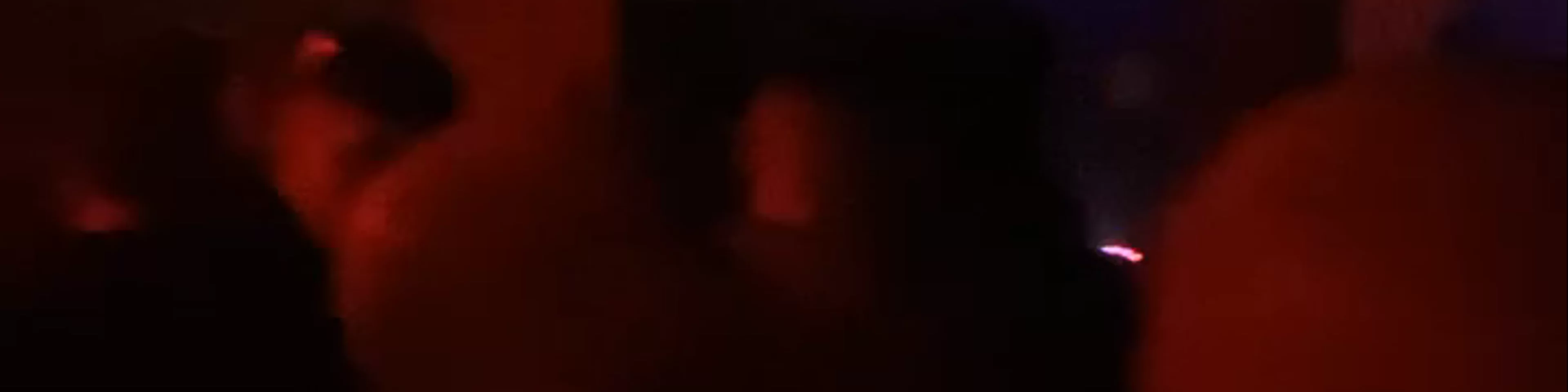 E1
