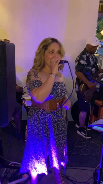 6 Cocktails - Live music - Cocktail Bars Near Me - Tracy, California