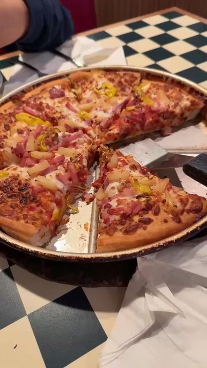 Pizza Hut - Hawaiian Chicago style pizza. - Pizza Near Me - Concord, New Hampshire