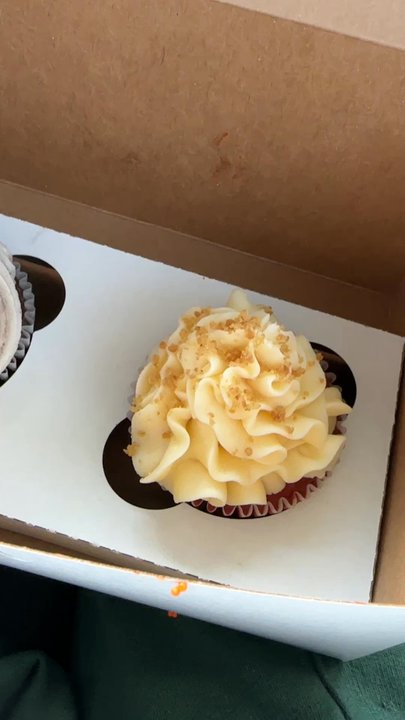 The Baking Fool - Video of the treats - Custom Cakes Near Me - Garden Grove, California