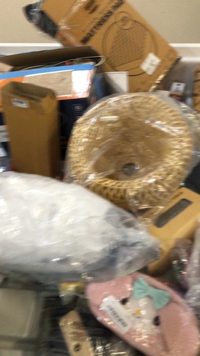 Binz Galore - Let the scavenger hunt begin - Discount Store Near Me - West Plains, Missouri