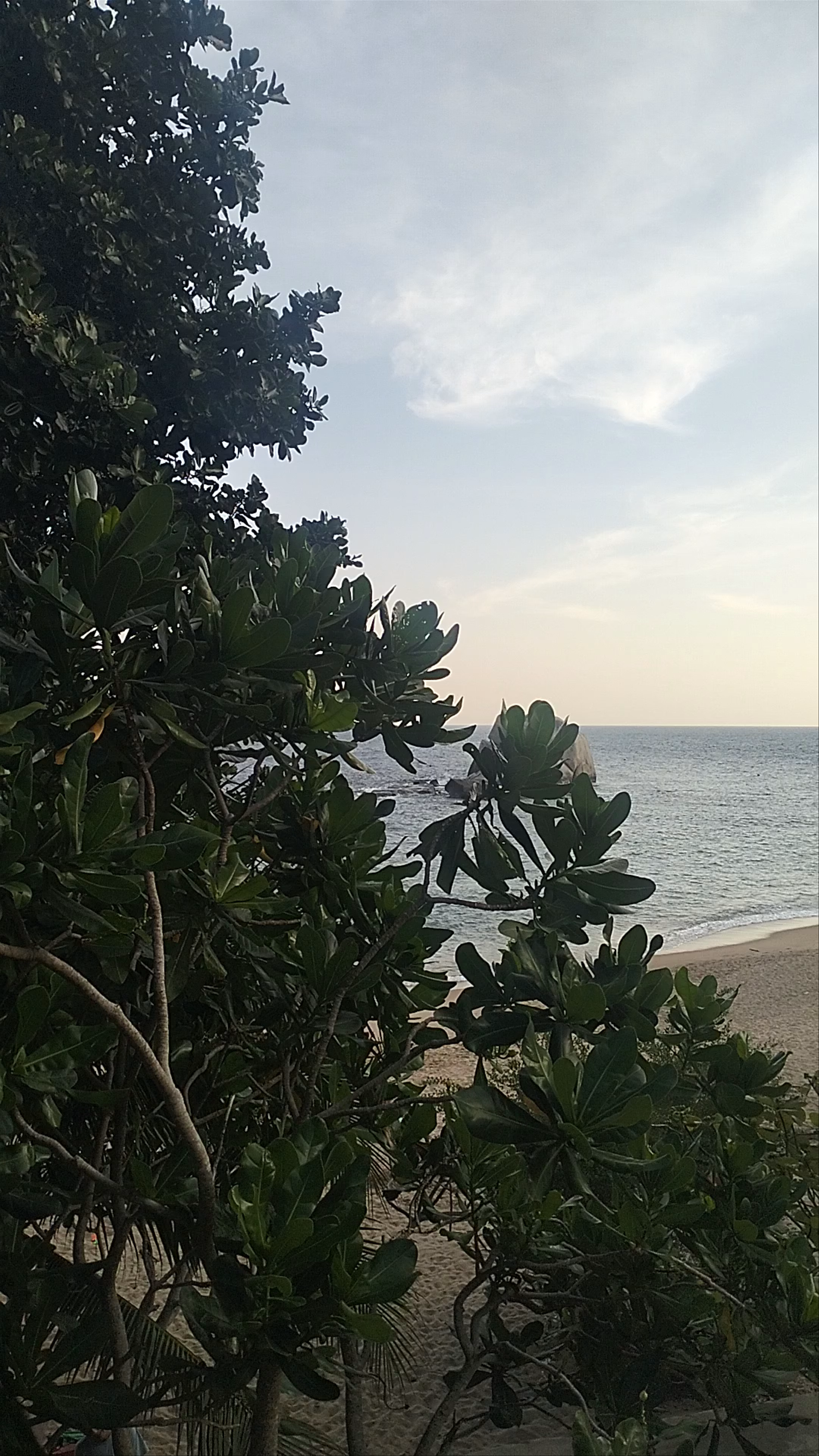 Tanote Bay