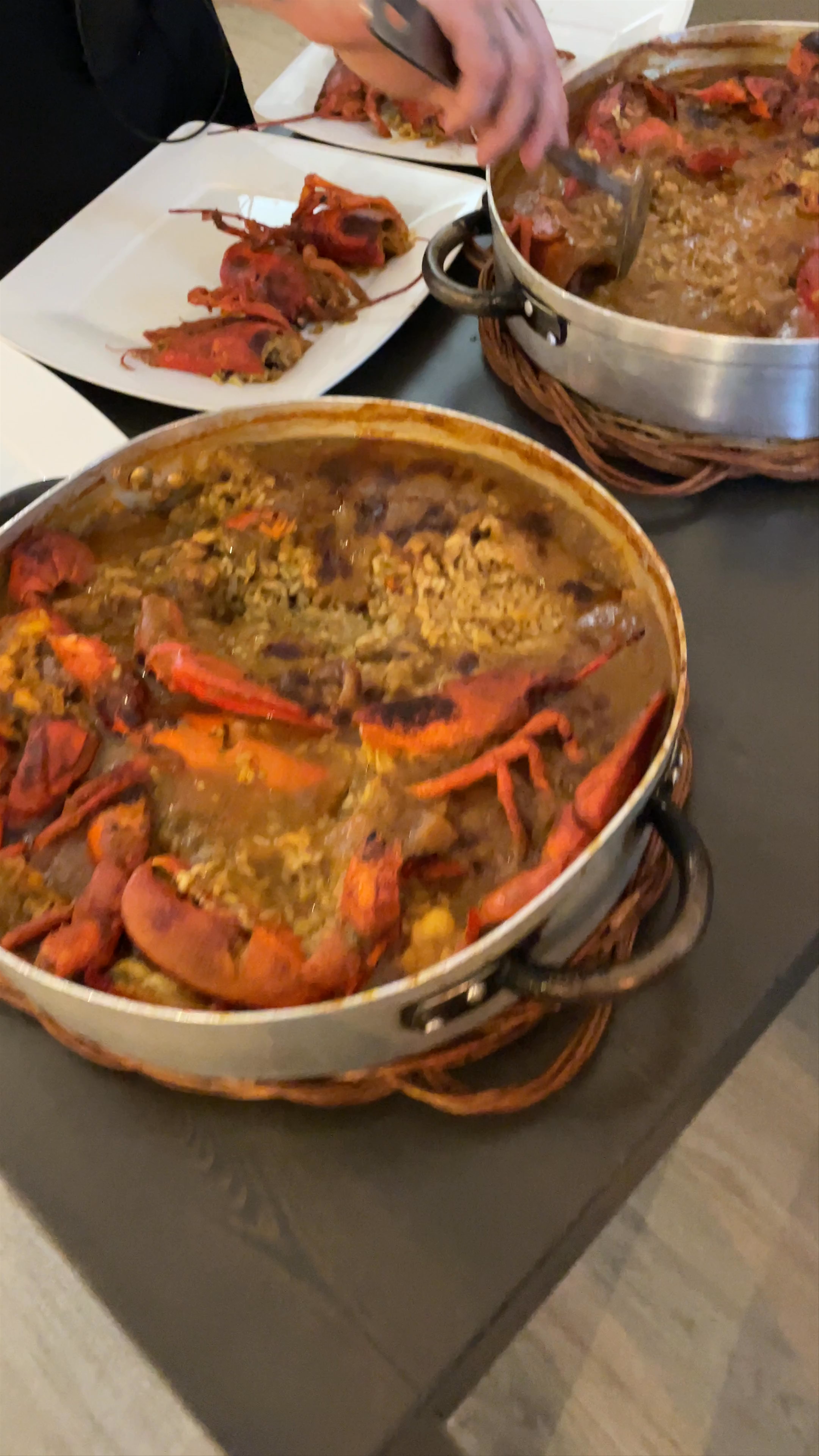 Seafood Paella Experience at Restaurante Arrocería Casa Mauro in Campo Real, Spain