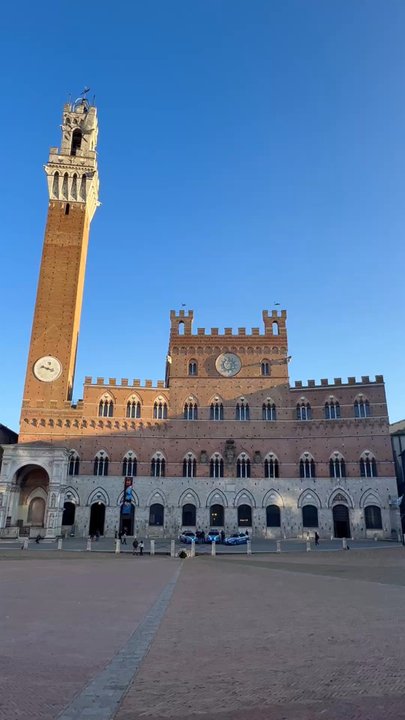 Piazza del Campo - Public Plazas Near Me - Siena, SI